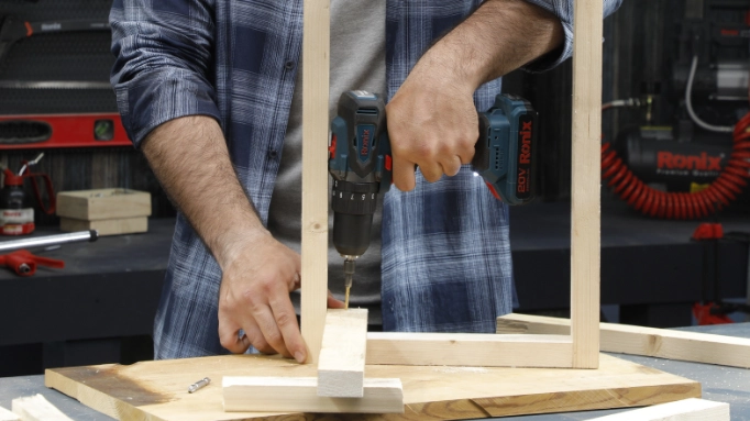 making the wooden table legs