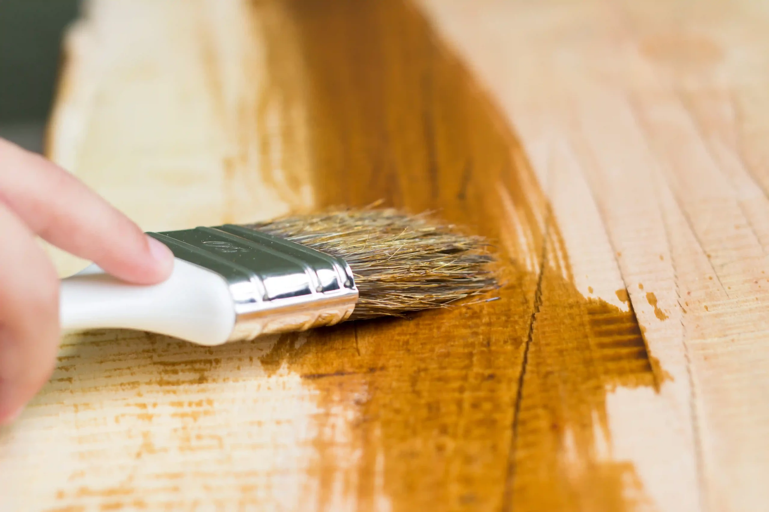 painting a wooden table